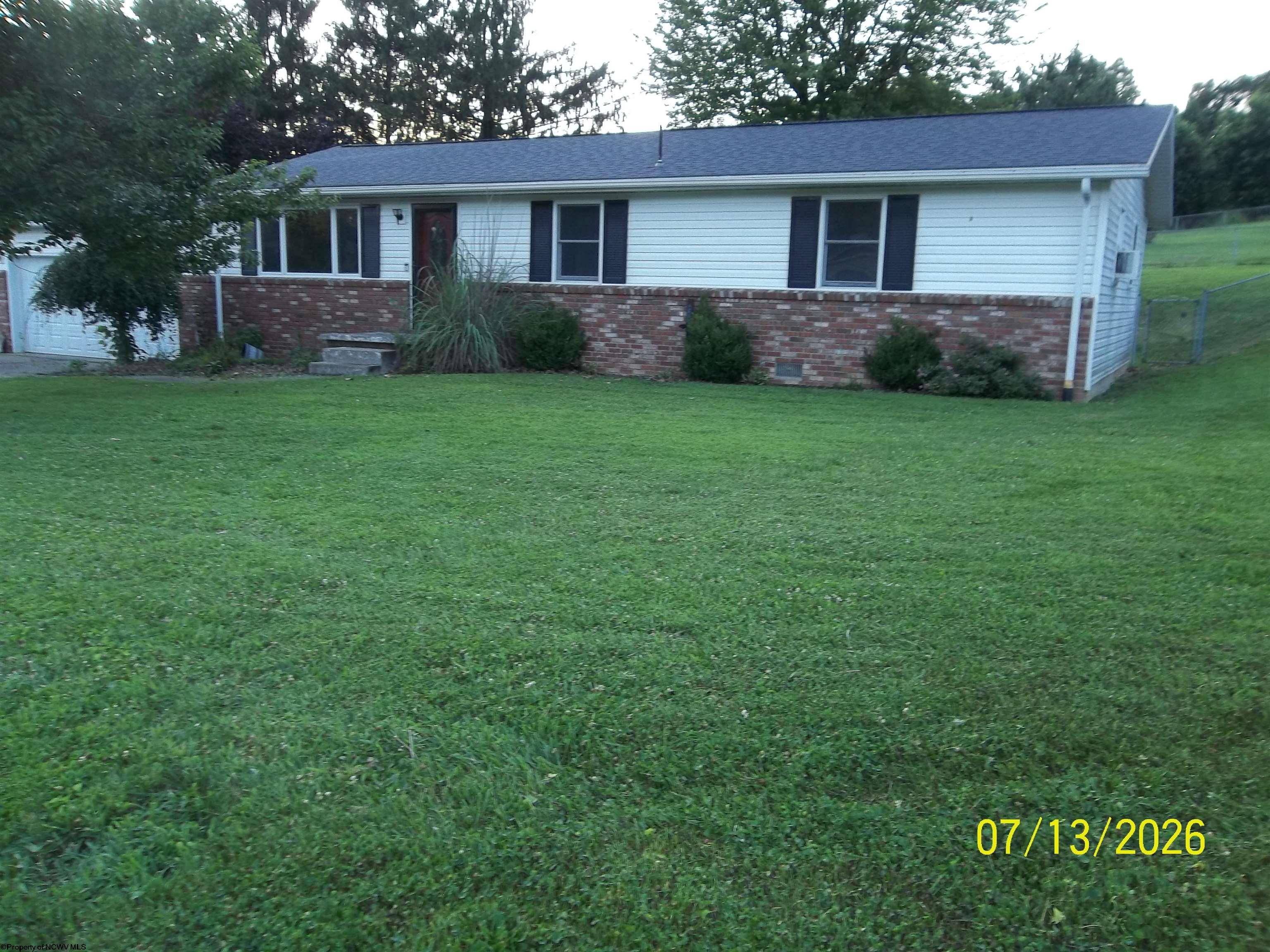 69 Cardinal Lane Grafton WV 26354