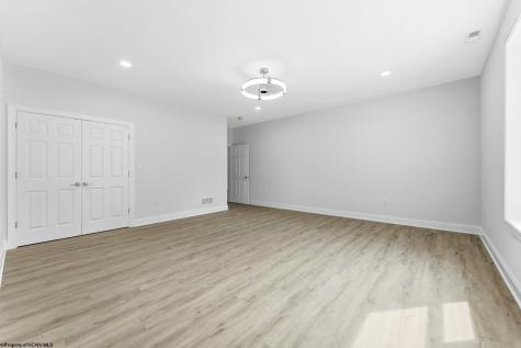 206 Jade Drive Morgantown WV 26508