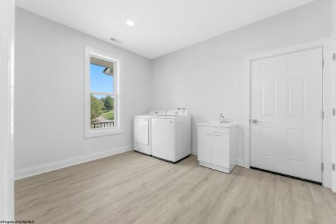 206 Jade Drive Morgantown WV 26508
