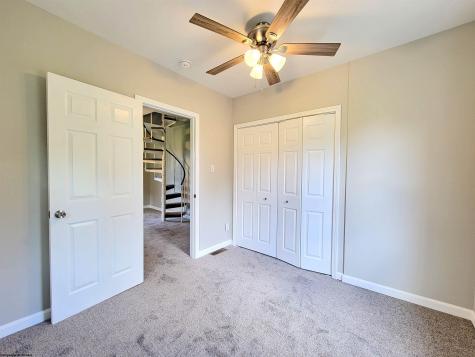 51 Morningside Drive Masontown WV 26542