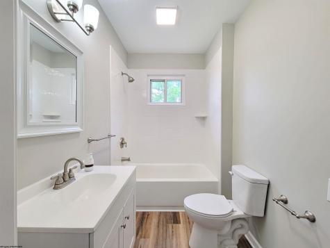 51 Morningside Drive Masontown WV 26542