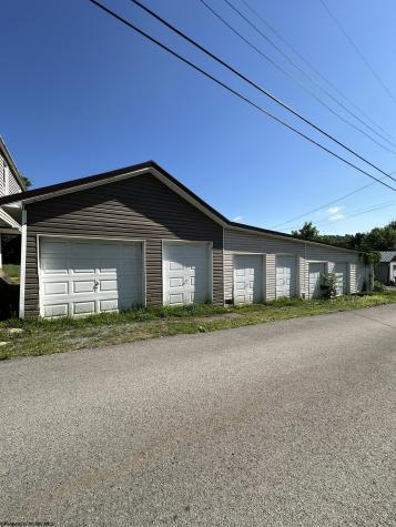 228 Graham Street Grafton WV 26354