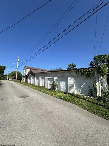 228 Graham Street Grafton WV 26354