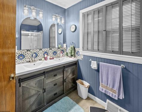 16 Boggess Street Buckhannon WV 26201