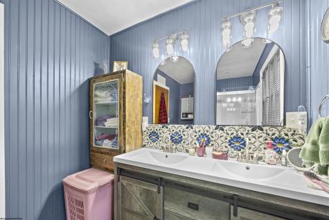 16 Boggess Street Buckhannon WV 26201