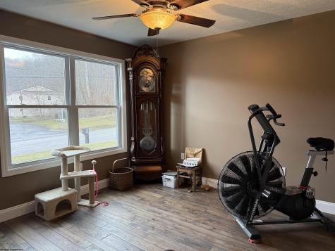 1544 Tulip Lane Fairmont WV 26554