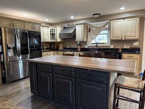 1544 Tulip Lane Fairmont WV 26554