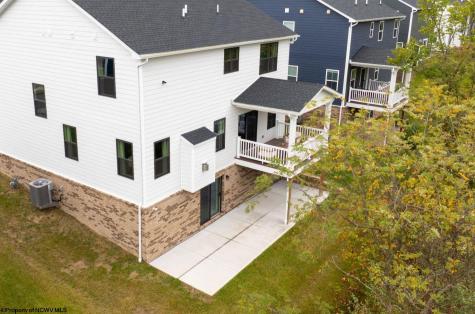 209 Falling Water Lane Morgantown WV 26508