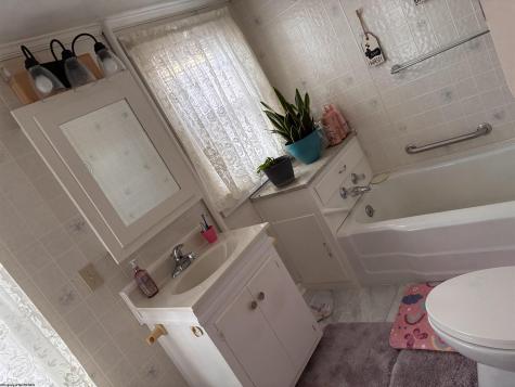 21 N Wilson Street Junior WV 26275