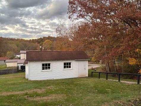21 N Wilson Street Junior WV 26275