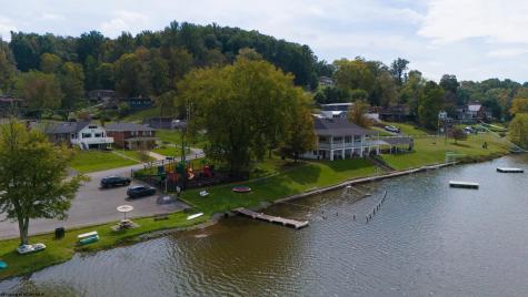 1457 Maple Lake Road Bridgeport WV 26330