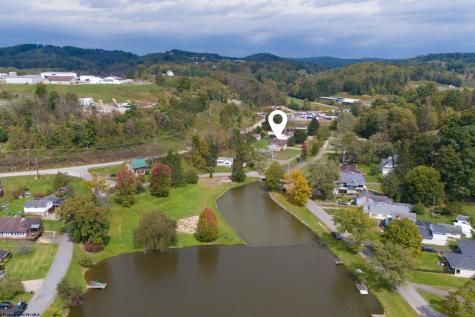 1457 Maple Lake Road Bridgeport WV 26330