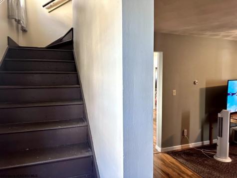 608 Alma Street Morgantown WV 26501
