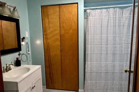 608 Alma Street Morgantown WV 26501