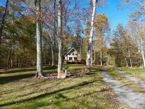 268 Wild Flower Way Albright WV 26519
