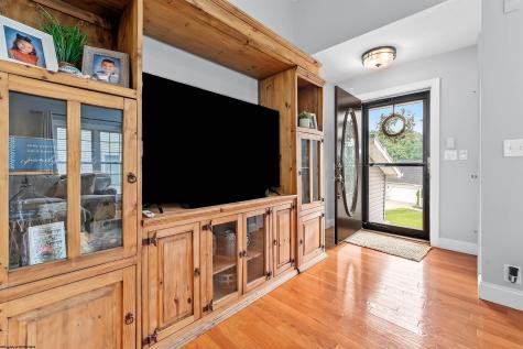 511 Santa Fe Court Morgantown WV 26508