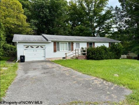 28 S Grove Avenue Reedsville WV 26547
