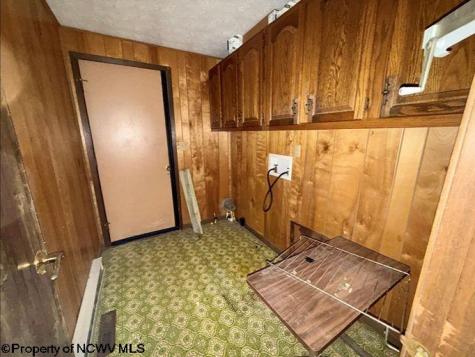 28 S Grove Avenue Reedsville WV 26547