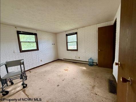 28 S Grove Avenue Reedsville WV 26547