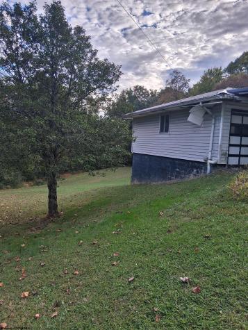 2700 N Calhoun Highway Grantsville WV 26147