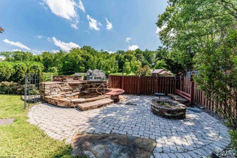3 Zara Drive Morgantown WV 26508