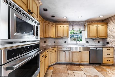3 Zara Drive Morgantown WV 26508