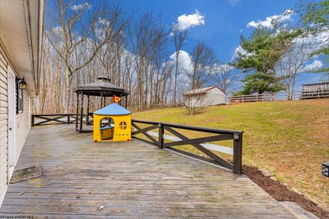 427 Aarons Creek Road Morgantown WV 26508