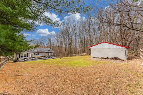427 Aarons Creek Road Morgantown WV 26508