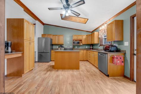 427 Aarons Creek Road Morgantown WV 26508