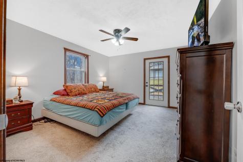 427 Aarons Creek Road Morgantown WV 26508