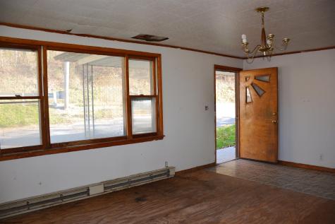 714 Seneca Trail Beverly WV 26253