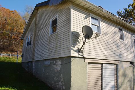 714 Seneca Trail Beverly WV 26253