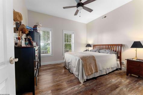 1009 Summit Drive Morgantown WV 26508