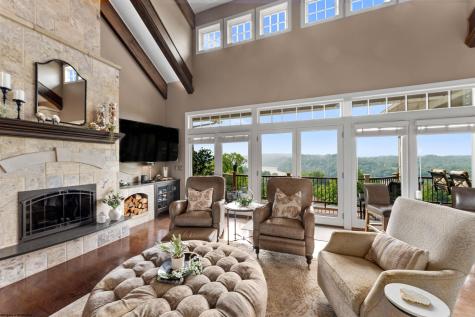 1009 Summit Drive Morgantown WV 26508