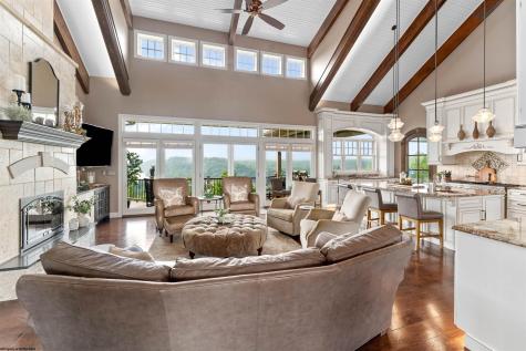 1009 Summit Drive Morgantown WV 26508