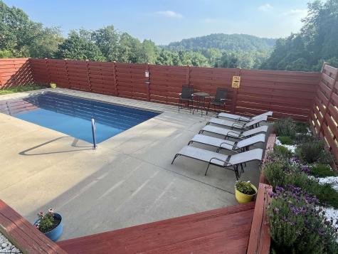 1825 Martha Avenue Fairmont WV 26554