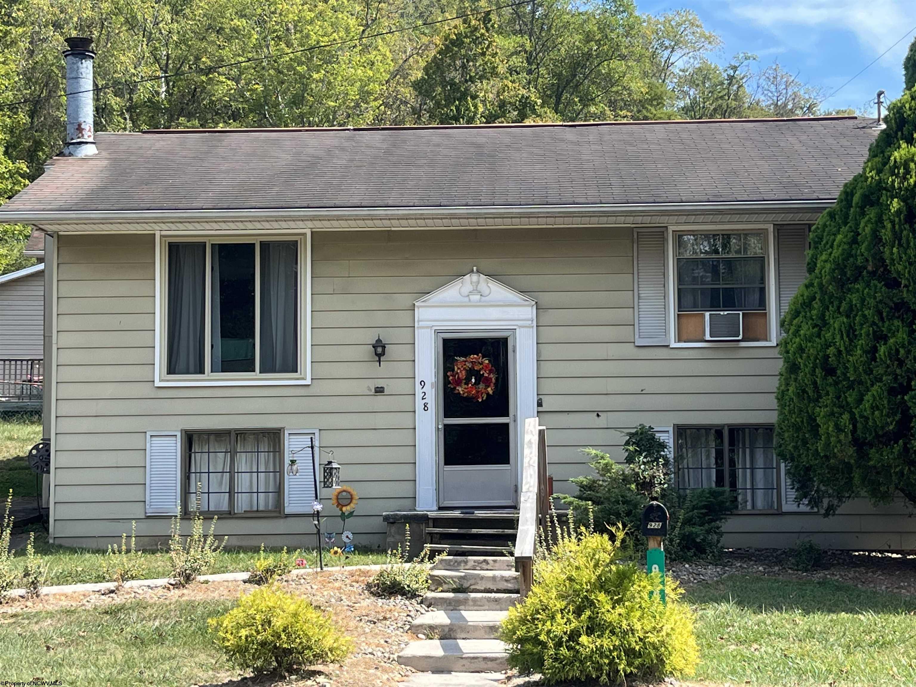 928 N Main Avenue Weston WV 26452