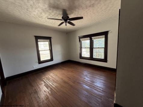 205 Waverly Way Clarksburg WV 26301