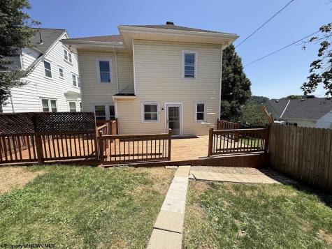 205 Waverly Way Clarksburg WV 26301