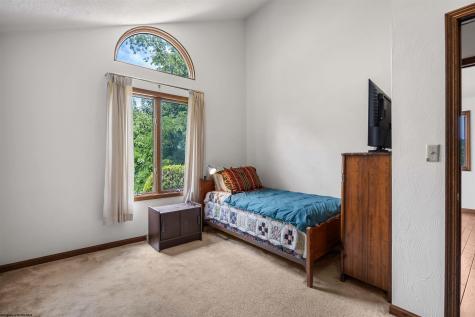 3300 Fox Run Court Morgantown WV 26508