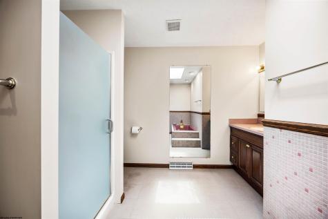 3300 Fox Run Court Morgantown WV 26508