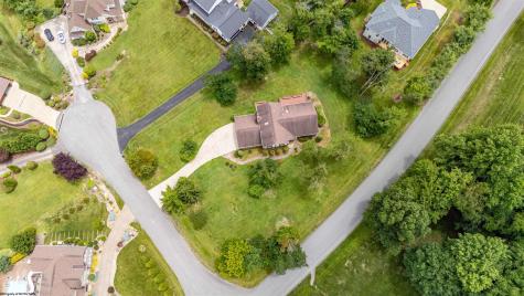 3300 Fox Run Court Morgantown WV 26508