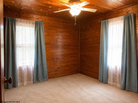 2467 Cuzzart Road Bruceton Mills WV 25625