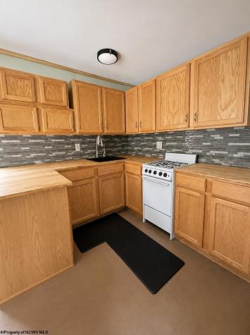 2467 Cuzzart Road Bruceton Mills WV 25625