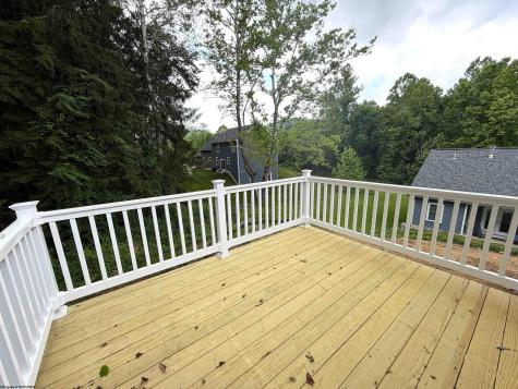 4 Brettwald Trail Morgantown WV 26508
