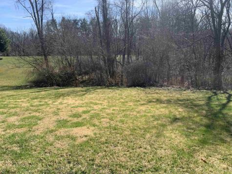 7100 S Calhoun Highway Mount Zion WV 26151