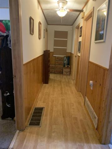 7100 S Calhoun Highway Mount Zion WV 26151