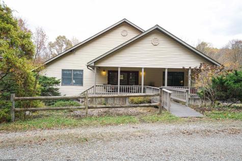 75 Kerry Rock Trail Ellamore WV 26267