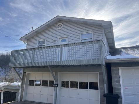 619 Fall Avenue Weston WV 26452
