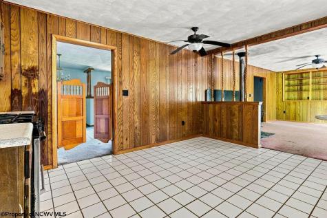 30 Cleveland Avenue Clarksburg WV 26301